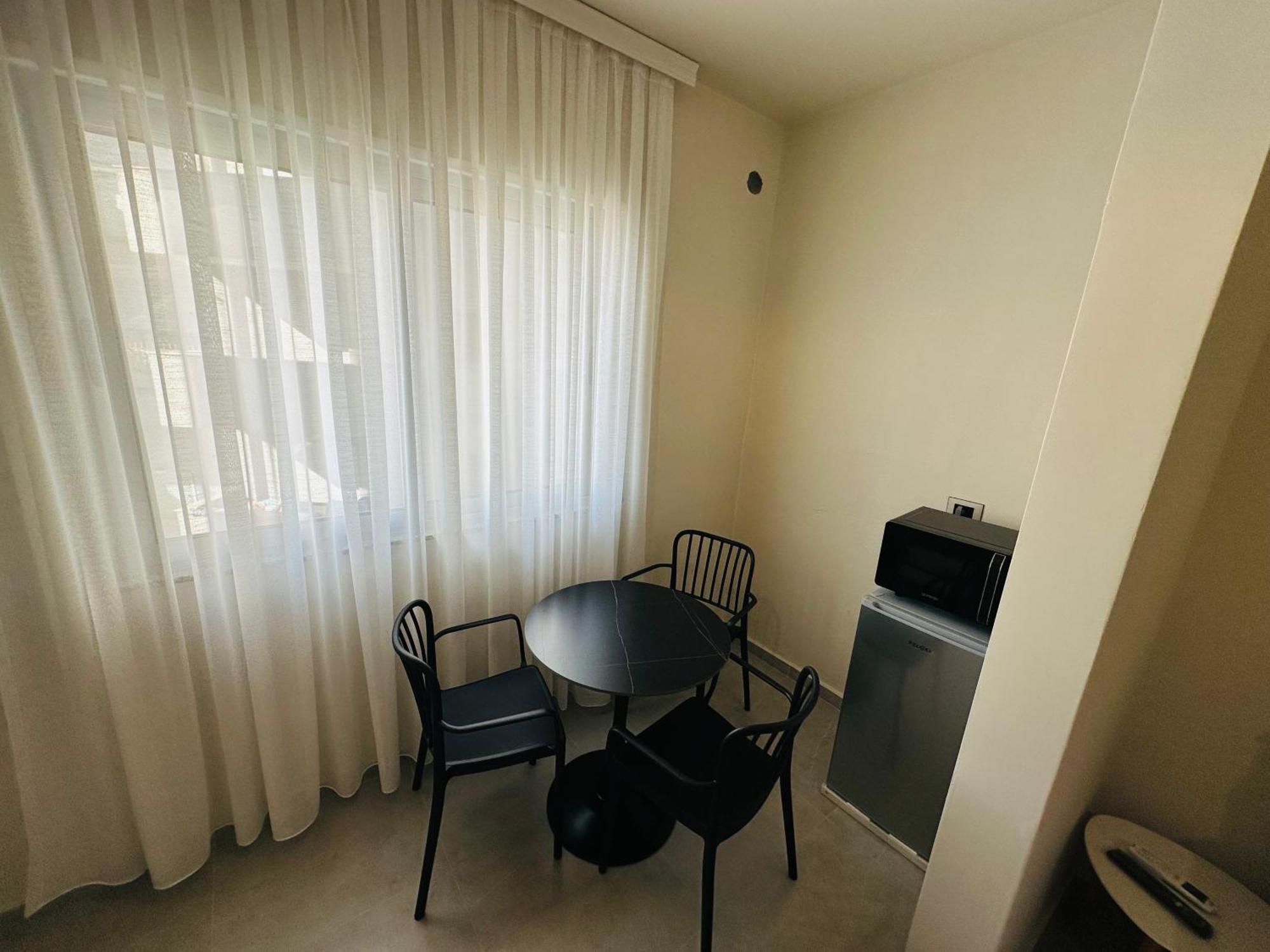 Stay-Five Rooms & Apartments Szkodra Zewnętrze zdjęcie