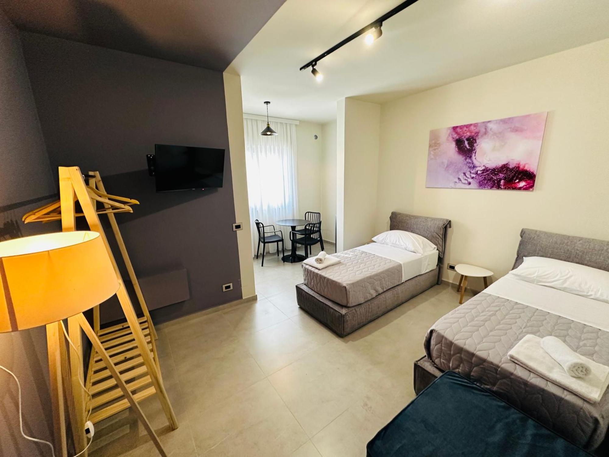 Stay-Five Rooms & Apartments Szkodra Zewnętrze zdjęcie
