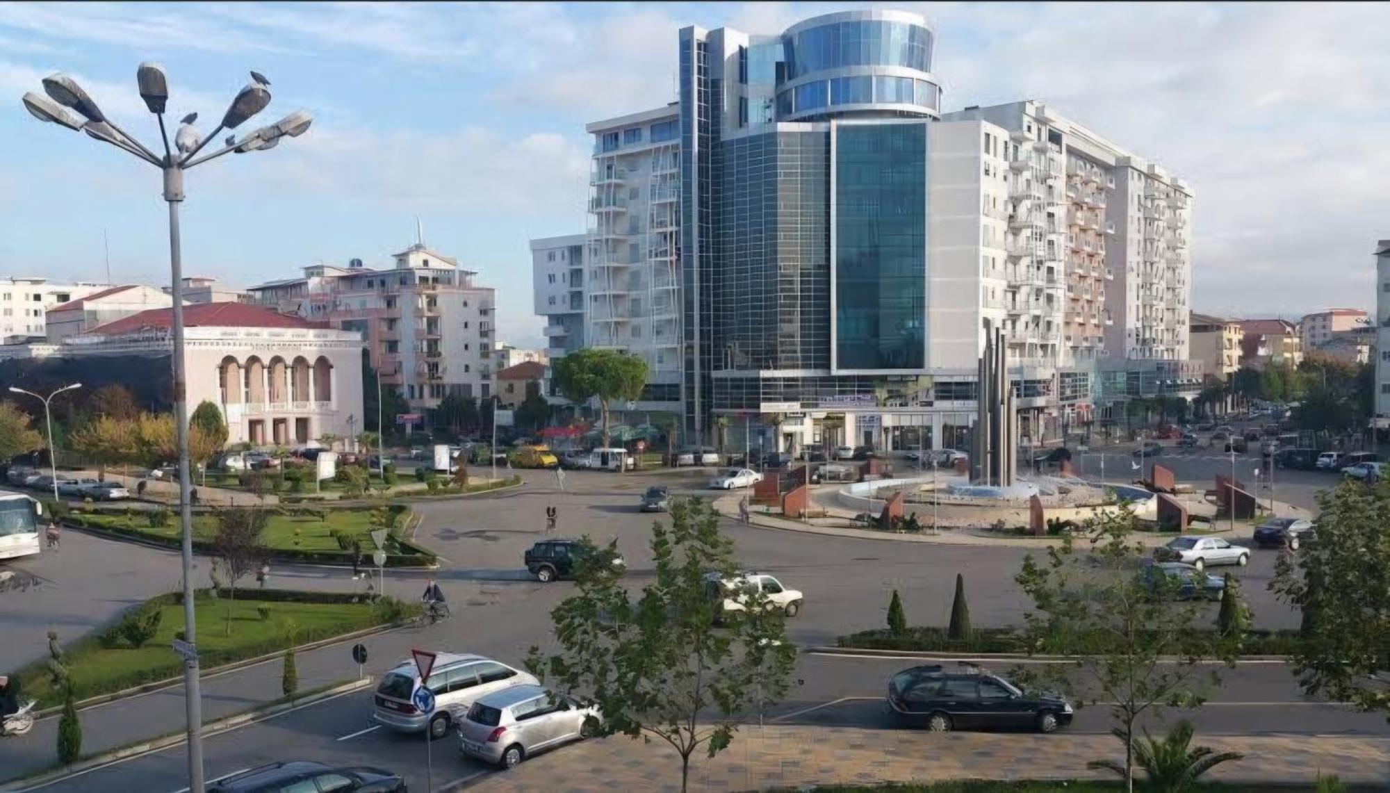Stay-Five Rooms & Apartments Szkodra Zewnętrze zdjęcie