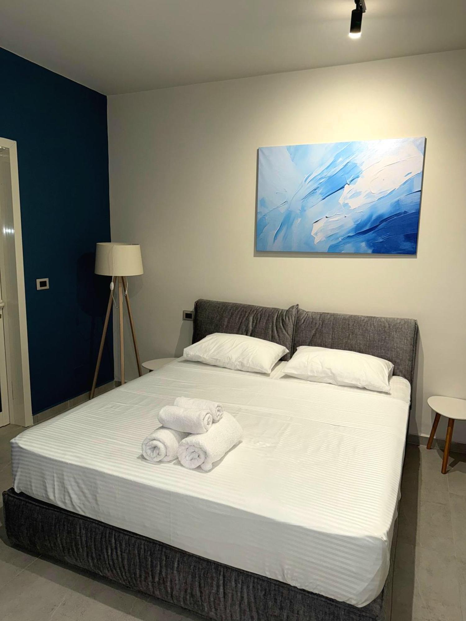 Stay-Five Rooms & Apartments Szkodra Zewnętrze zdjęcie